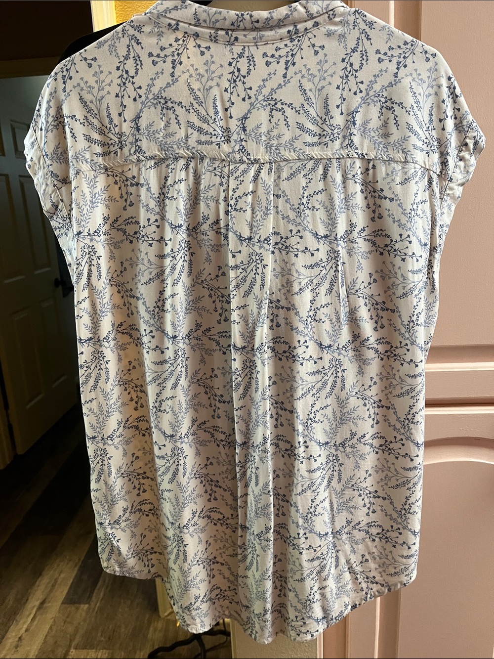 Light Blue Floral Short-Sleeve Button-Front Blouse - Picture 3 of 3